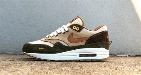 nike customize air max 1